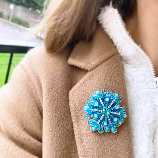 Handmade beaded brooch 2